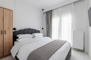 F & B Collection - Luxury Suite for 4